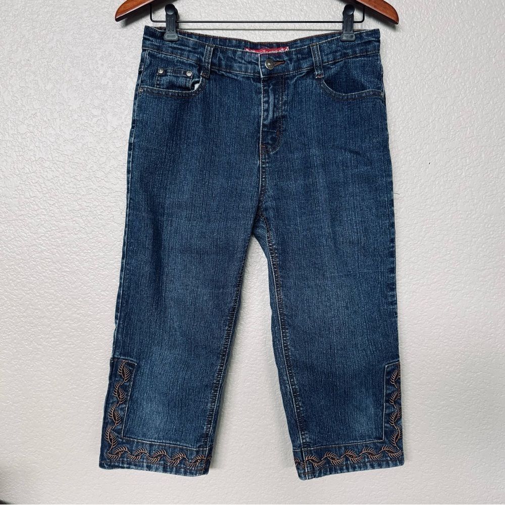 Cos Jeans Women’s Embroidered Trim Denim Capris 6